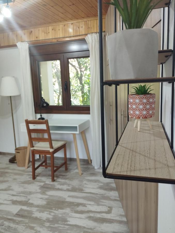 Small Villa Gerani Agios Vlasios  Экстерьер фото