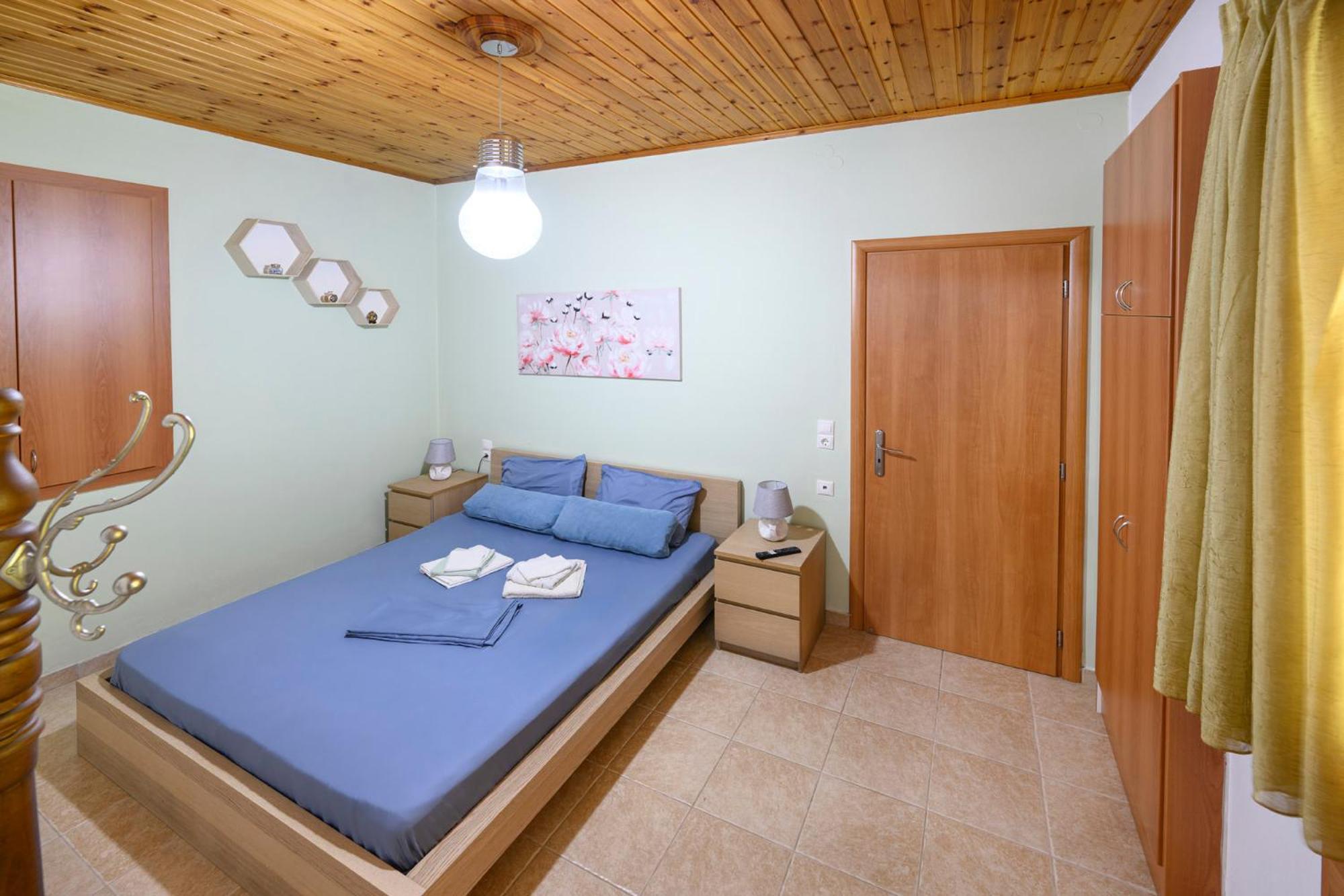 Small Villa Gerani Agios Vlasios  Экстерьер фото